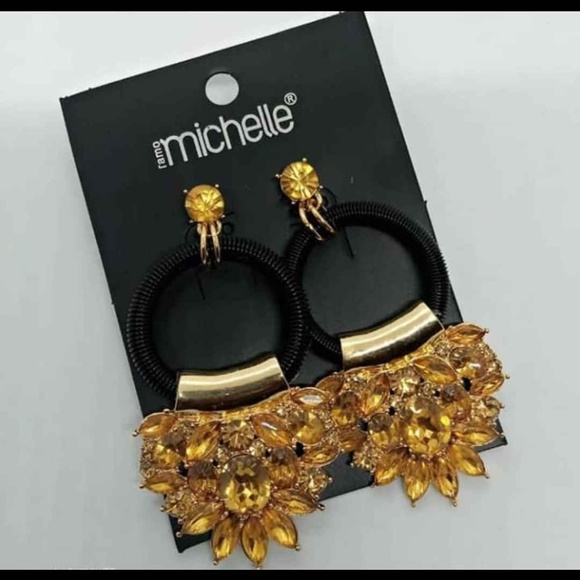 Meet your Posher, Tayo - Picture 1 of 1